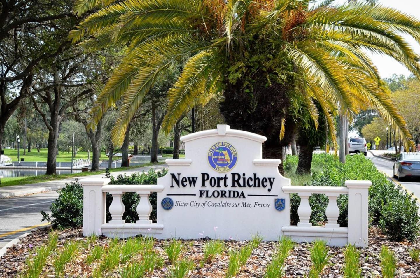 Walk Everywhere! 1-Bedroom Gem In Downtown Hub New Port Richey Exterior foto