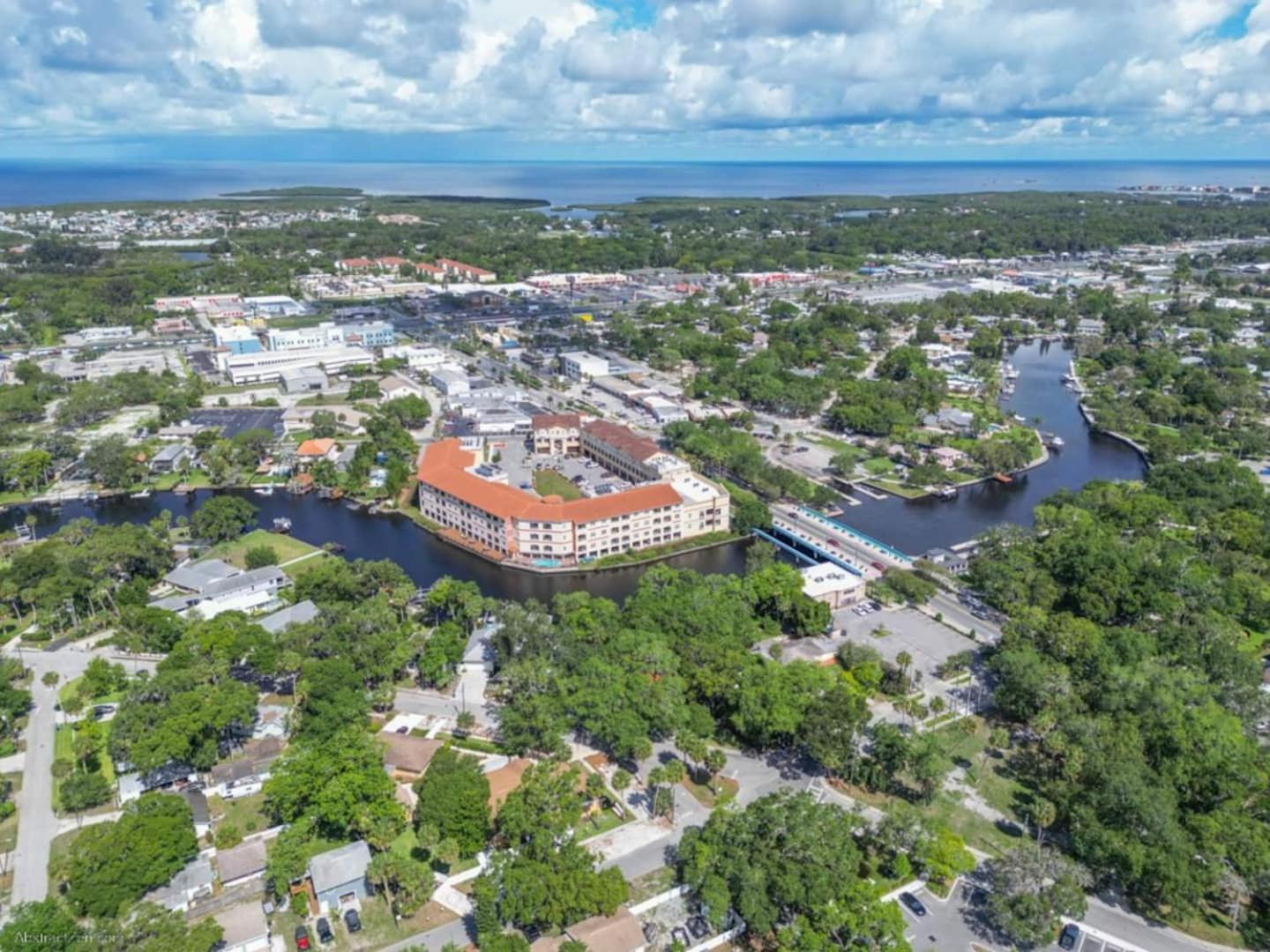 Walk Everywhere! 1-Bedroom Gem In Downtown Hub New Port Richey Exterior foto