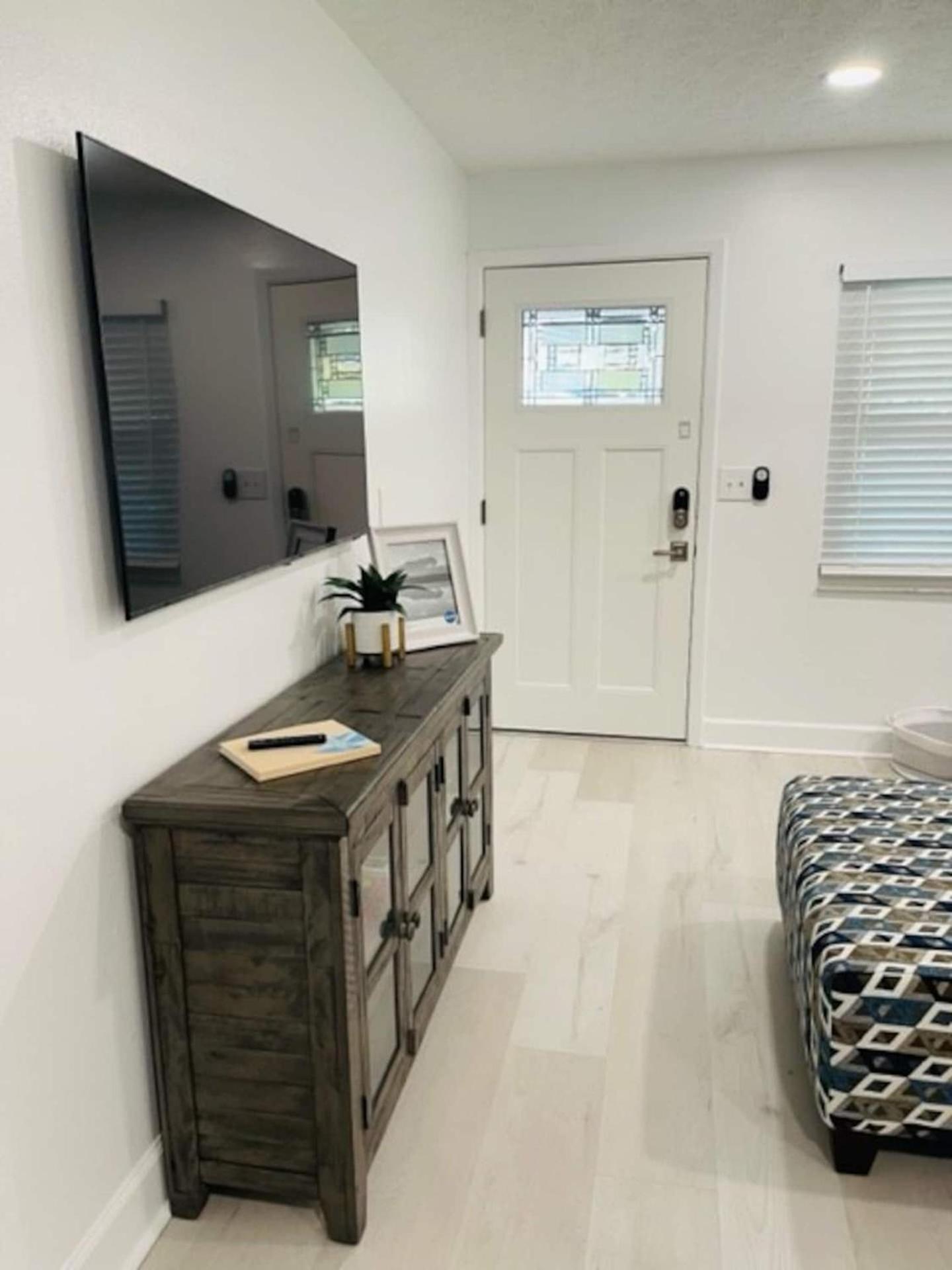 Walk Everywhere! 1-Bedroom Gem In Downtown Hub New Port Richey Exterior foto