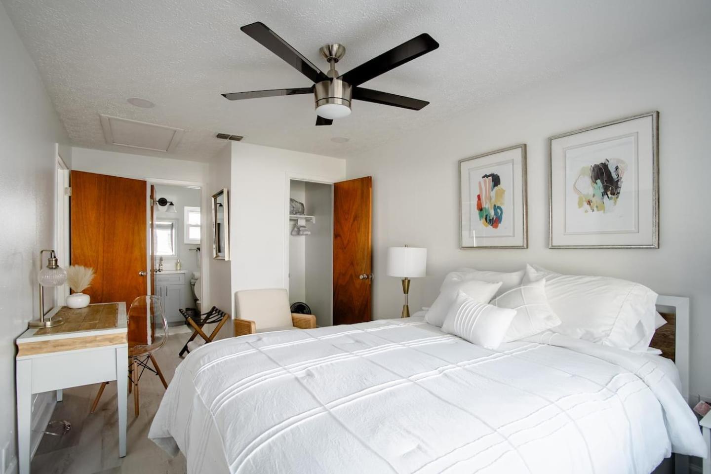 Walk Everywhere! 1-Bedroom Gem In Downtown Hub New Port Richey Exterior foto