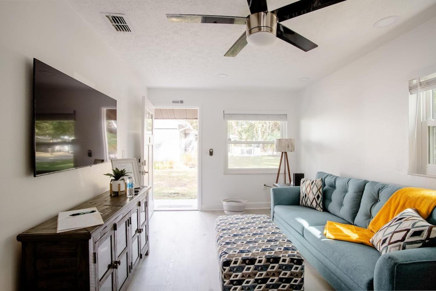 Walk Everywhere! 1-Bedroom Gem In Downtown Hub New Port Richey Exterior foto