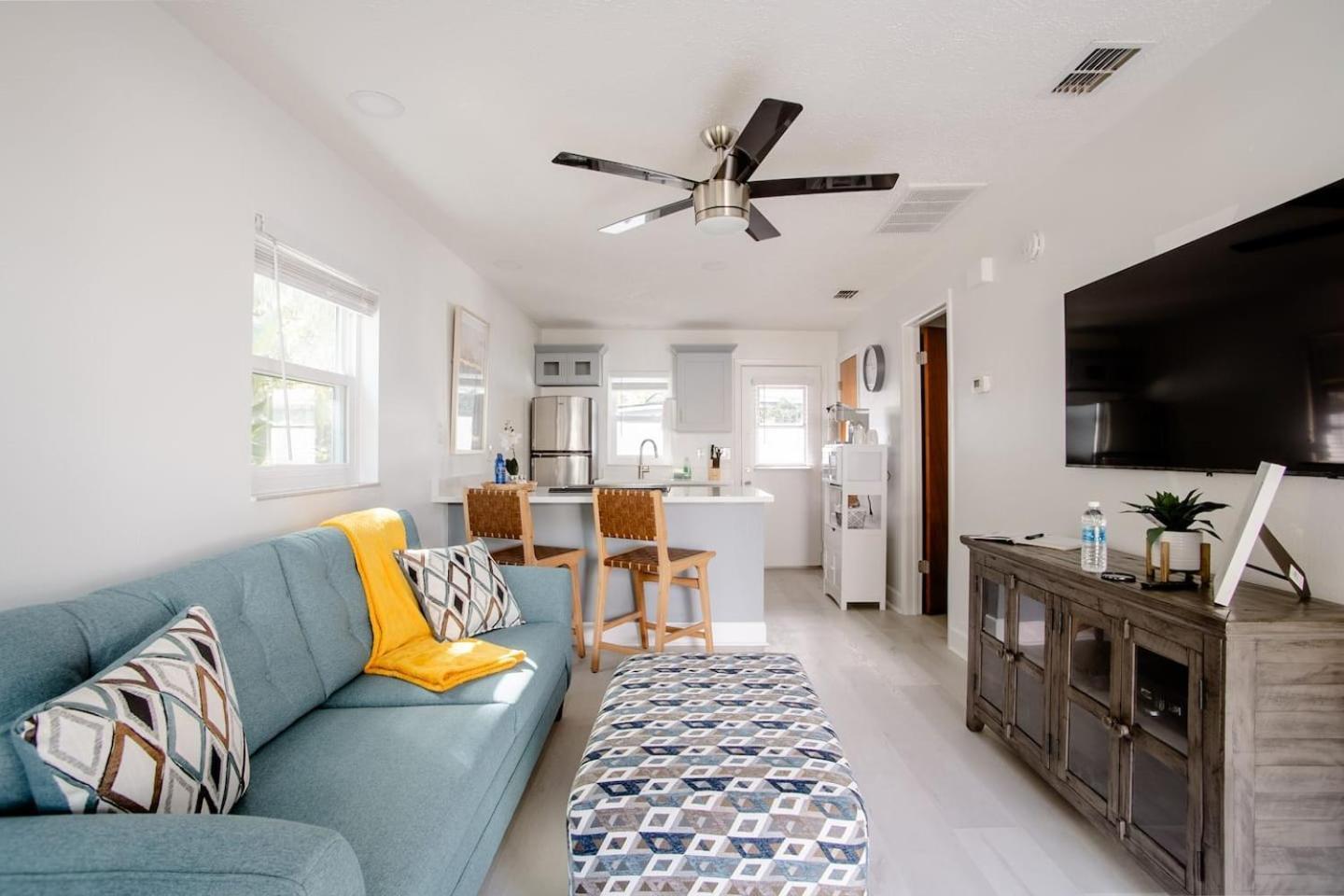 Walk Everywhere! 1-Bedroom Gem In Downtown Hub New Port Richey Exterior foto