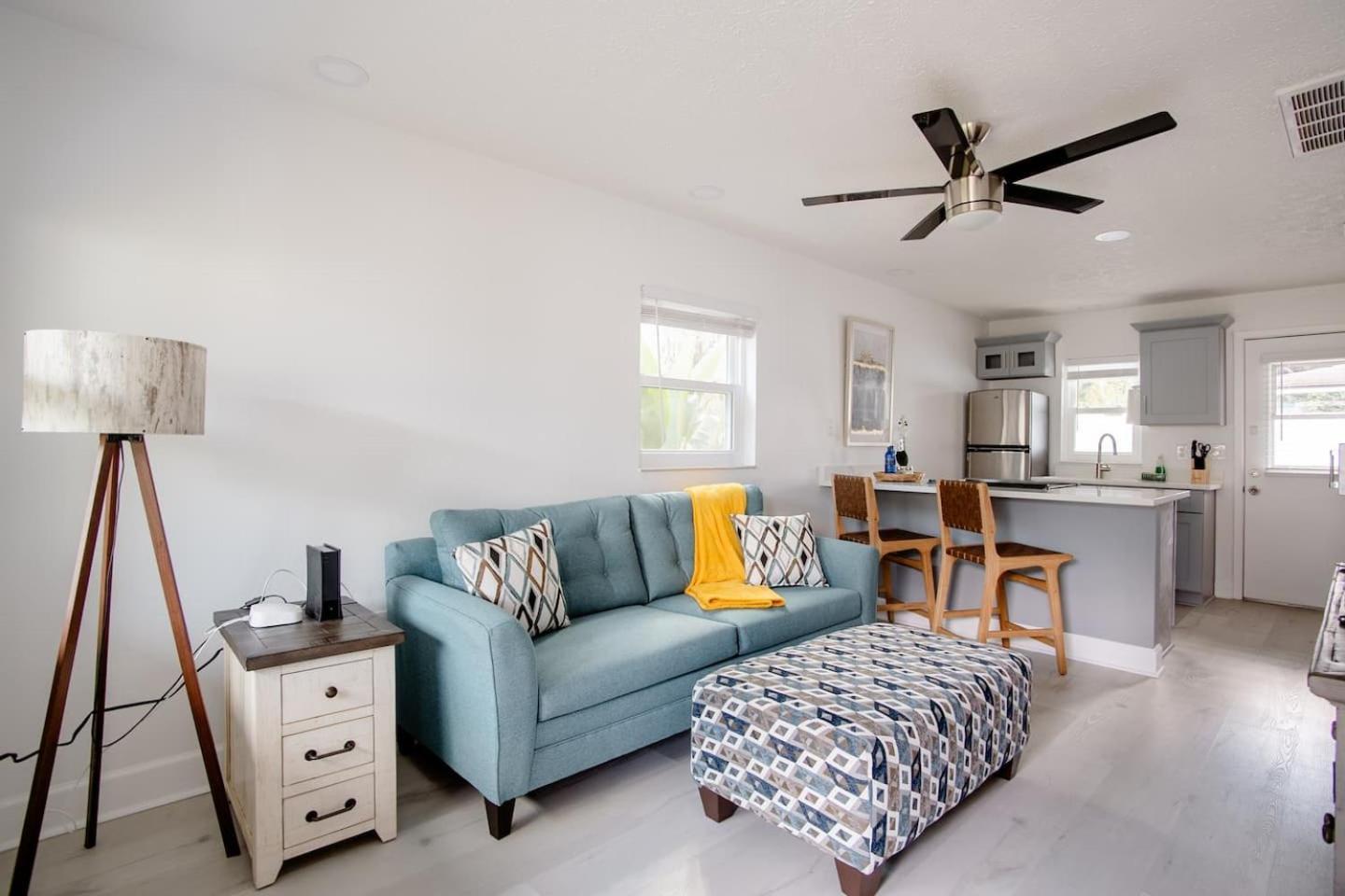 Walk Everywhere! 1-Bedroom Gem In Downtown Hub New Port Richey Exterior foto
