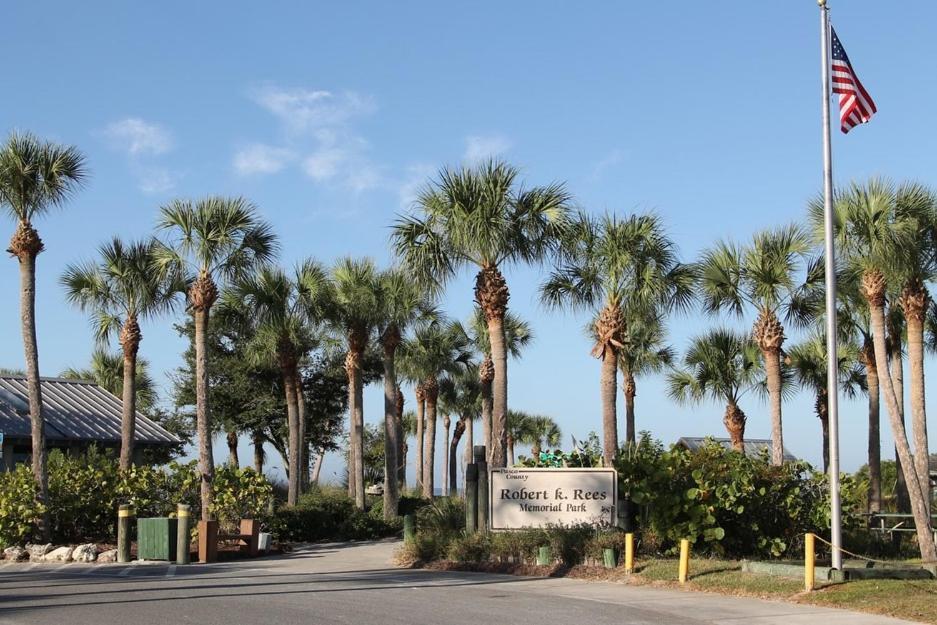 Walk Everywhere! 1-Bedroom Gem In Downtown Hub New Port Richey Exterior foto